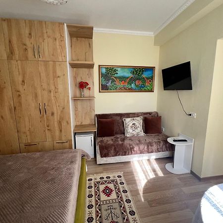 Evis House Apartment Tirana Exterior foto