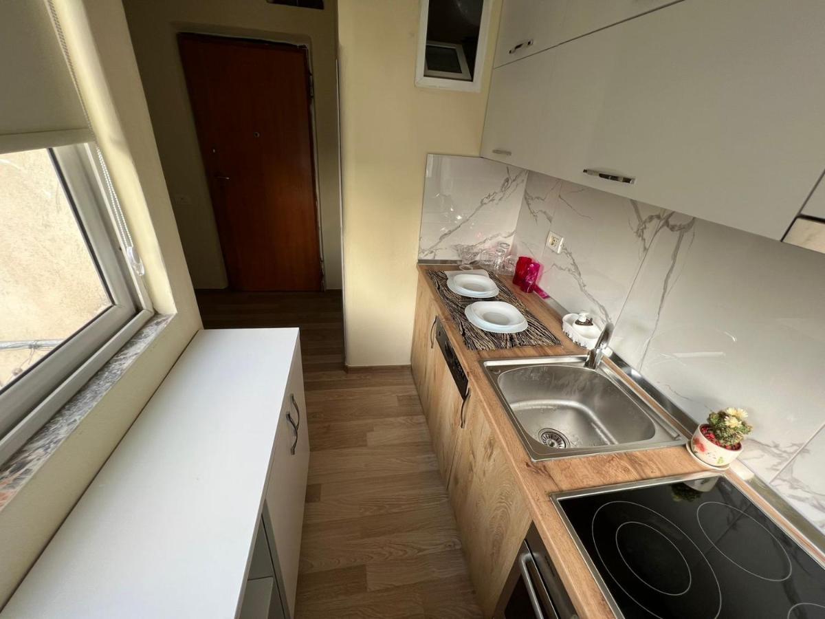 Evis House Apartment Tirana Exterior foto
