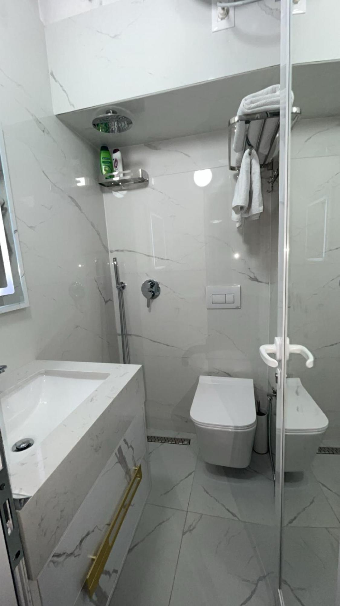 Evis House Apartment Tirana Exterior foto